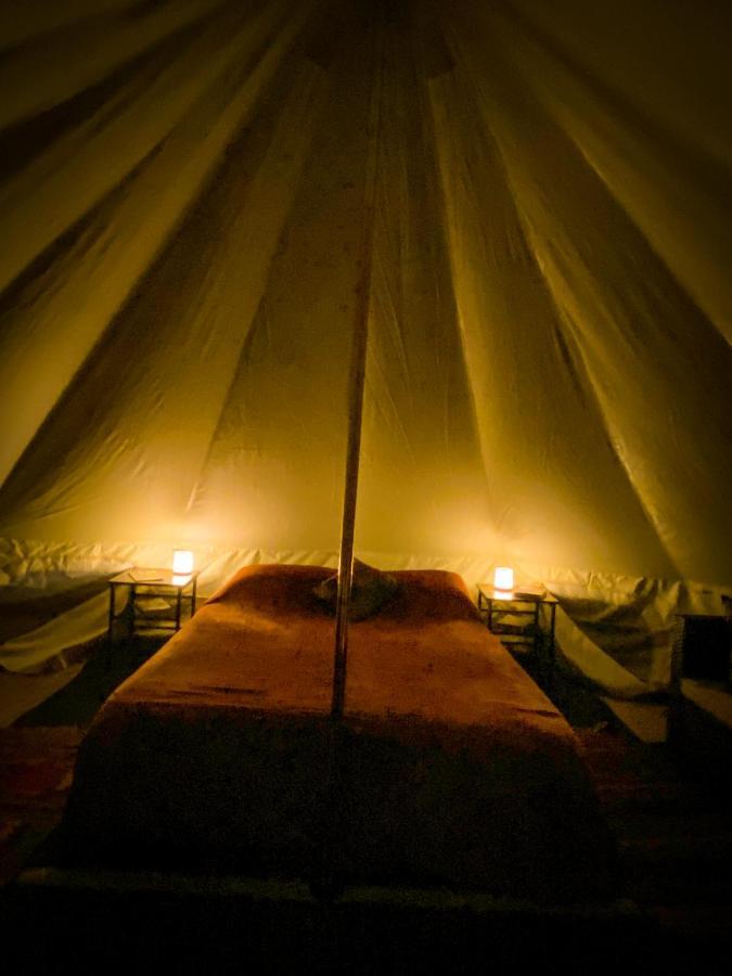 ホテル Glamping In The Redwoods With A Hot Tub! ガーバービル エクステリア 写真