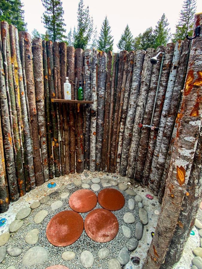 ホテル Glamping In The Redwoods With A Hot Tub! ガーバービル エクステリア 写真